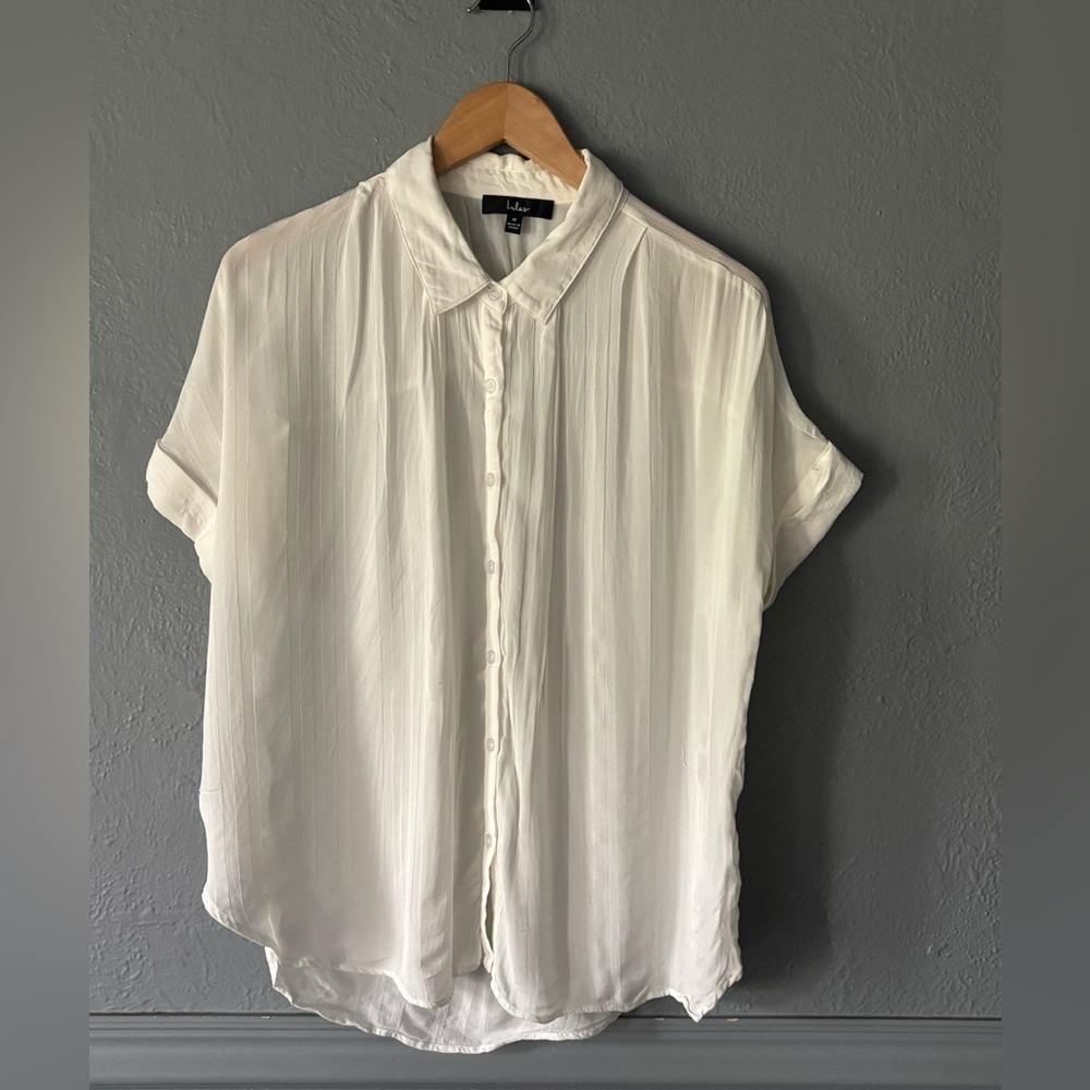 Lulus | Soft Flowy Button Down Blouse | M | Ivory 🤍✨